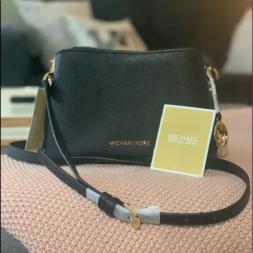 BRAND NEW W TAGS! Michael Kors PORTIA Handbag